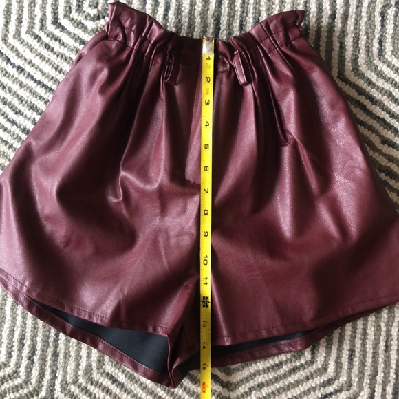 Oak + Fort faux leather shorts in burgundy - Picture 5 of 8